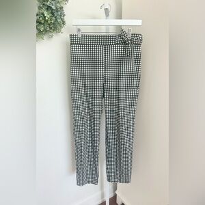 Linda Matthews Black and White Check Pull On Ankle Pants Size Medium